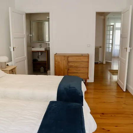 Spacieux Et Renove Au Coeur De Biarritz, A Deux Pas De La Et Des Commerces - Fr-1-239-802 * Μπιαρίτζ