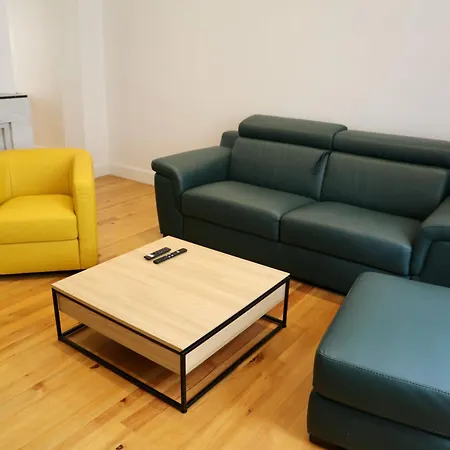 Apartment Spacieux Et Renove Au Coeur De Biarritz, A Deux Pas De La Et Des Commerces - Fr-1-239-802 Biarritz